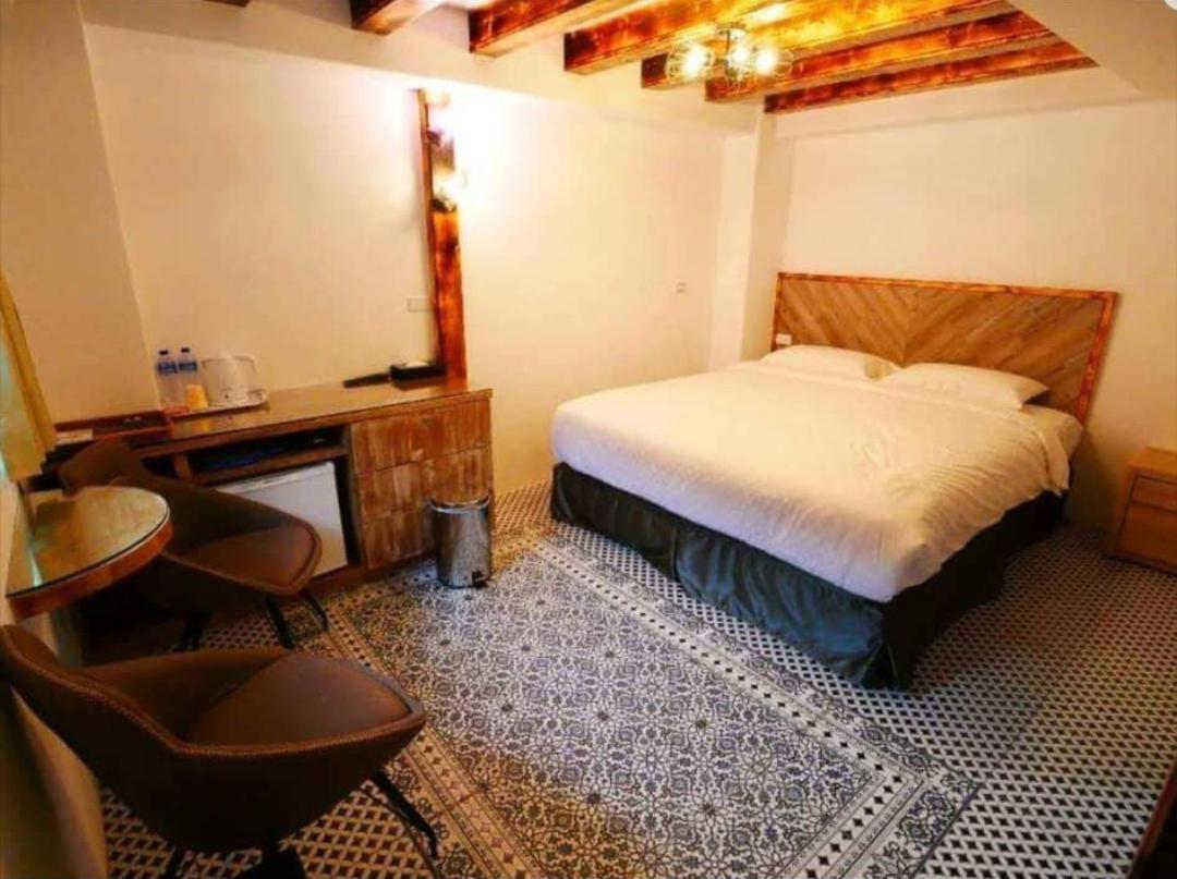Mushroom Forest Guesthouse Camping Site Puli Bagian luar foto